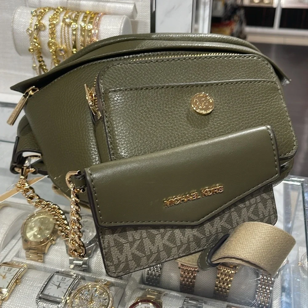 Michael Kors Maisie Large Pebbled Leather 2-in-1 Sling Pack Waist Bag Fanny Pack